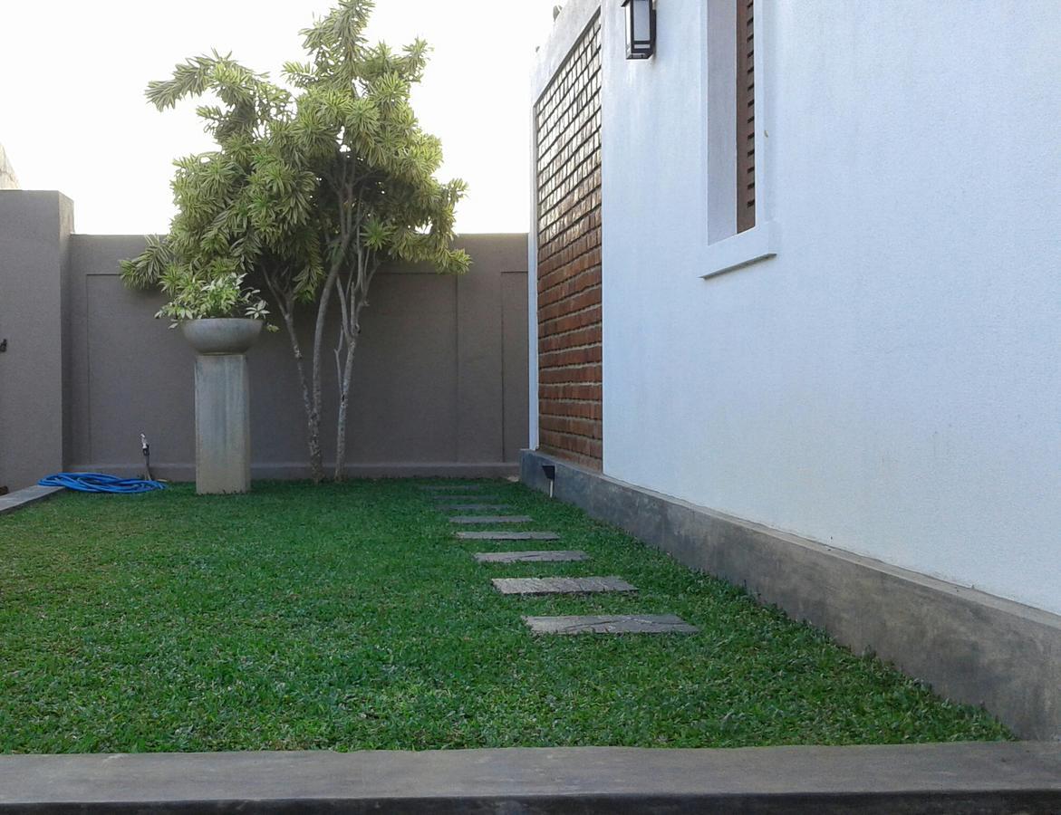 Villa A50 Negombo Kültér fotó